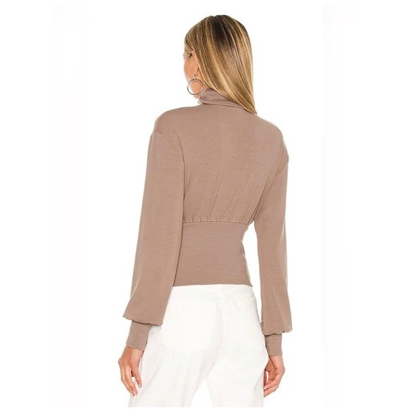 REVOLVE MAJORELLE Mano Top in Taupe Grey Size XS - Picture 3 of 7